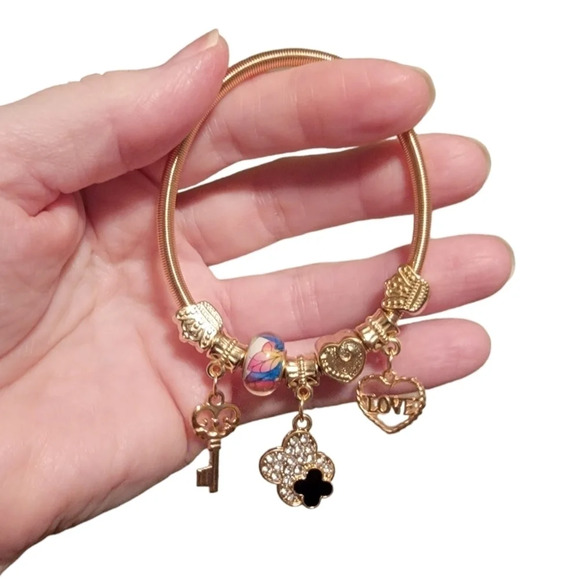 Charm Bracelet - Picture 1 of 2